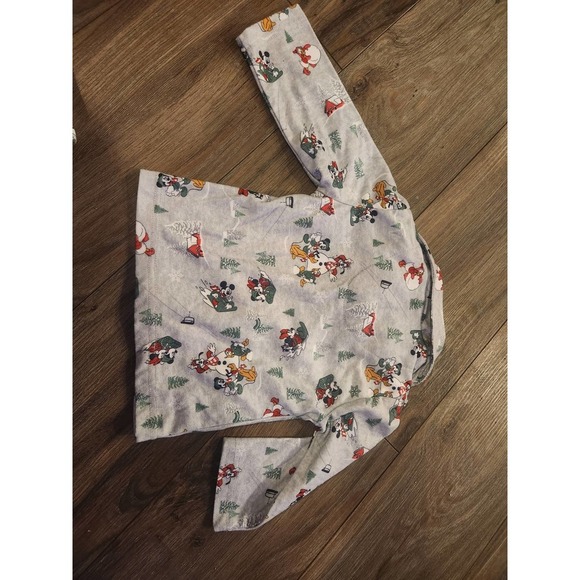 Disney Mickey Mouse‎ and Friends Christmas Pajamas - Picture 3 of 6